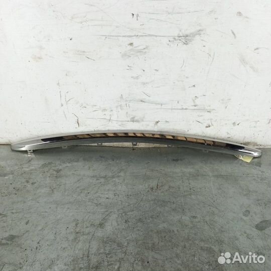 Накладка бампера Хром передняя Toyota Yaris