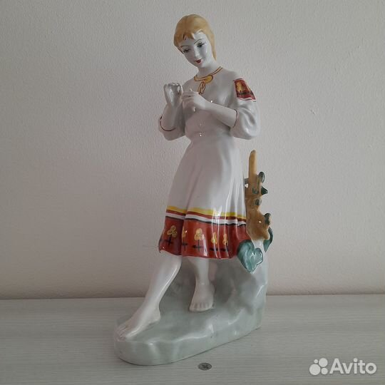 Статуэтка фарфор СССР
