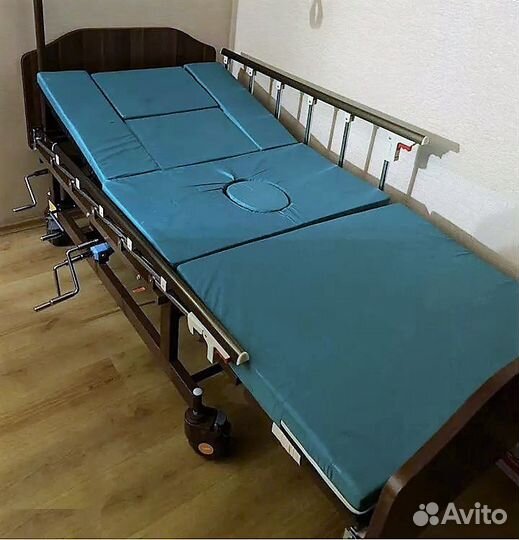 Медицинская кровать для лежачих больных Reмex