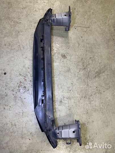 Усилитель бампера передний Volvo S40 MS MS68