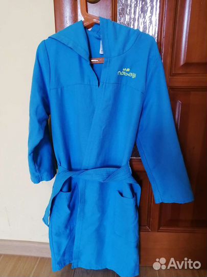 Халат и шапочка для бассейна