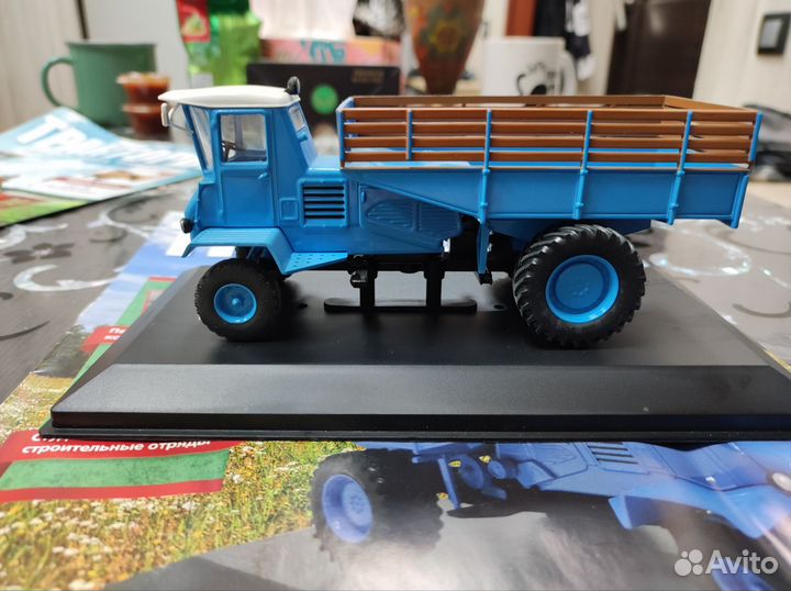 Модель трактора сш-75 Таганрожец