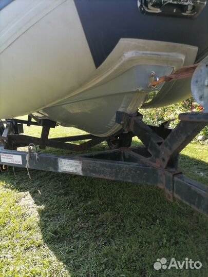 Продаётся лодочный 4-х тактный мотор Mercury 10