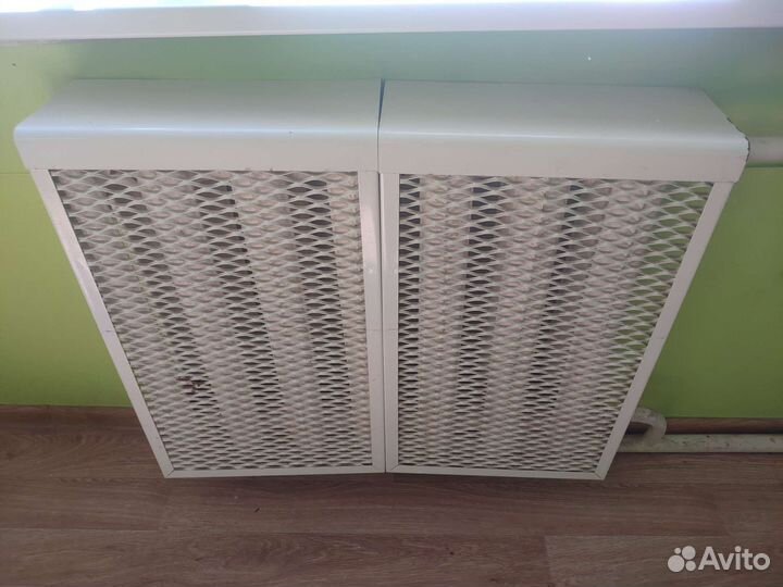 Декоративный экран на радиатор отопления б/у