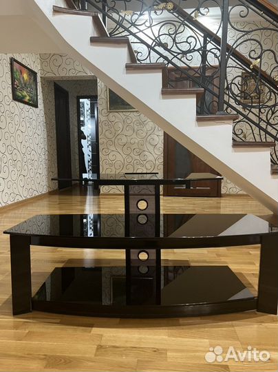 Тумба под тв