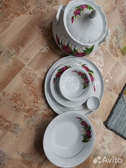 Набор столовой посуды