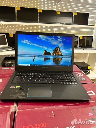 Ноутбук asus M570D
