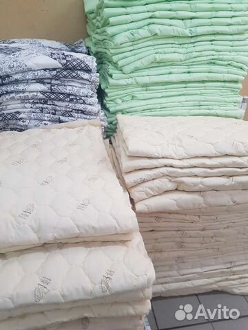 Одеяла новые