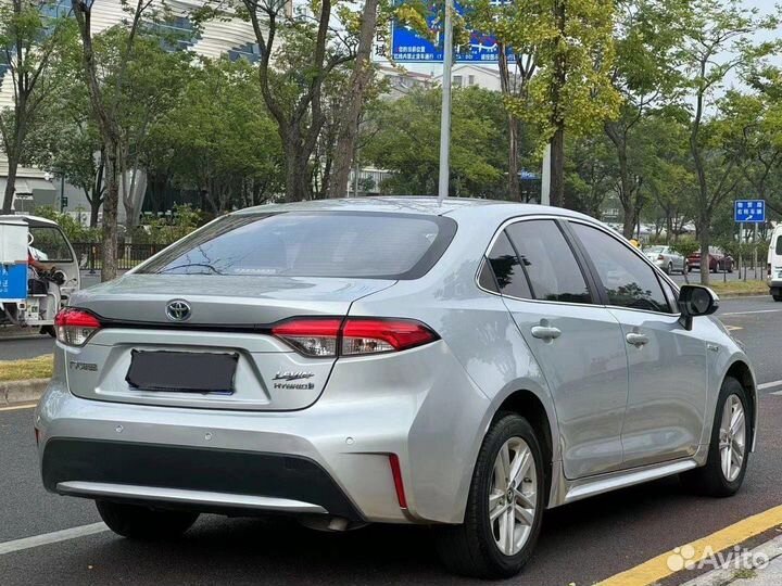 Toyota Corolla 1.8 CVT, 2020, 45 000 км