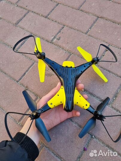Квадрокоптер с камерой zyma