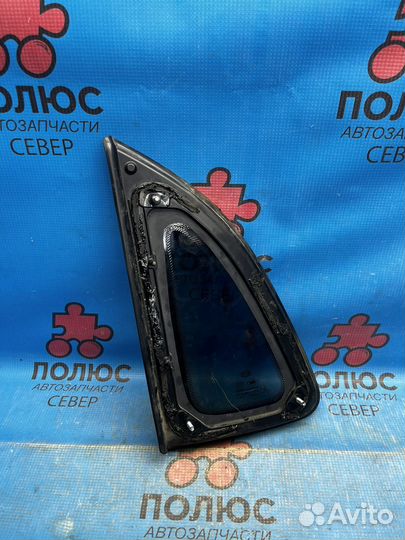 Форточка задняя правая Kia Rio 3 HB 2011-2017