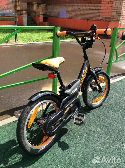 Детский велосипед,trek”