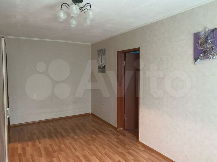 2-к. квартира, 42 м², 5/5 эт.