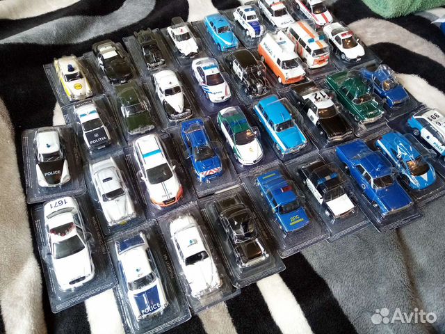 Модель автомобиля (Полицейские машины мира)