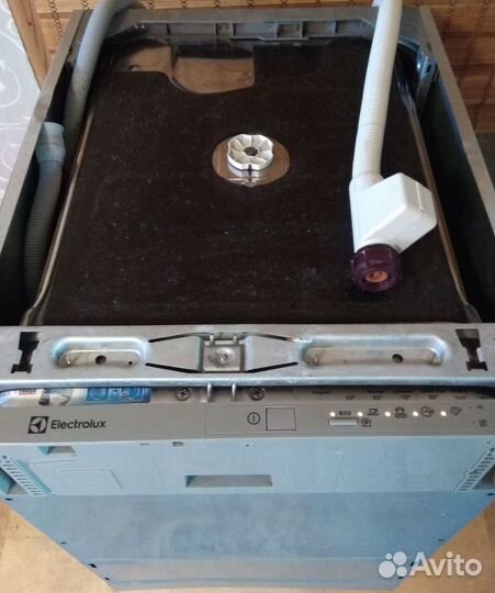 Посудомоечная машина Electrolux