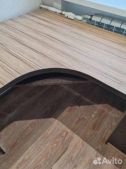 Угловой письменный стол бу