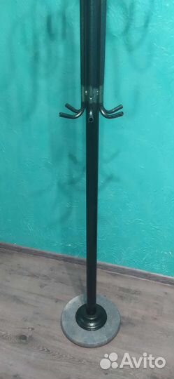 Вешалка напольная