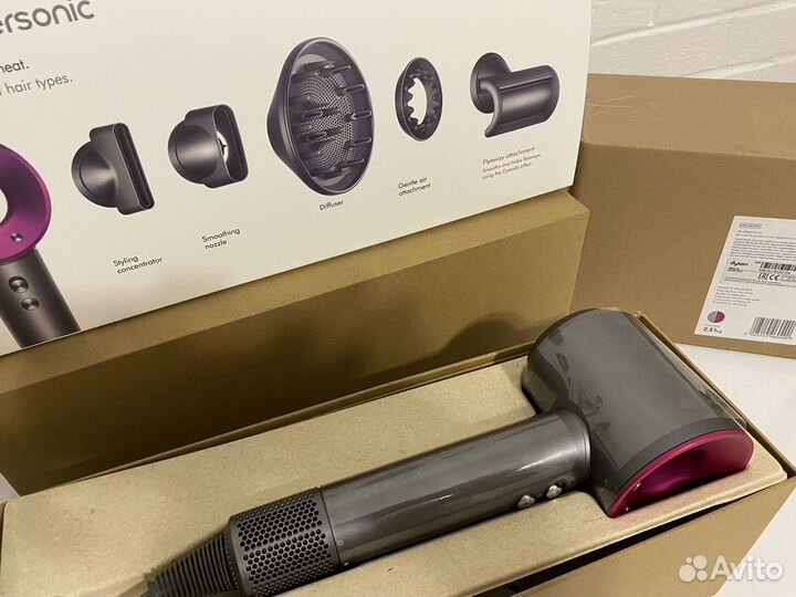 Фен для волос dyson