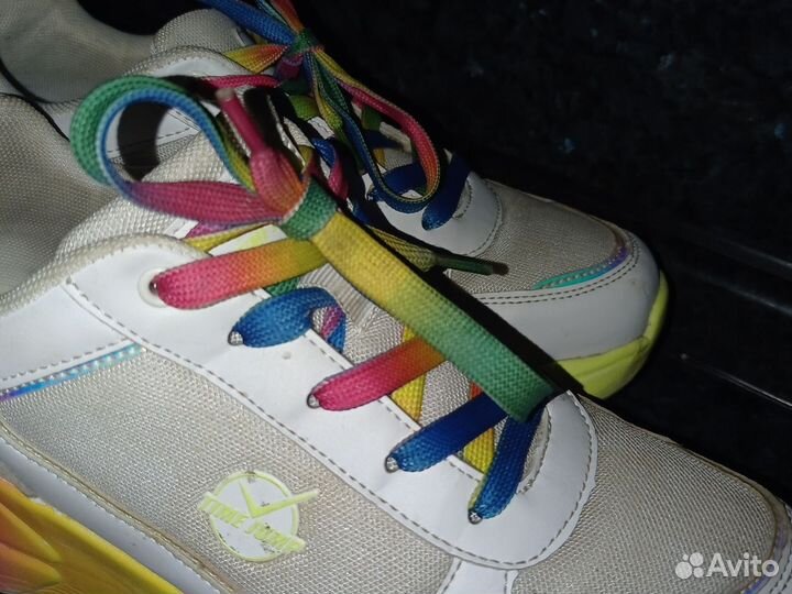 Кроссовки 39 размер