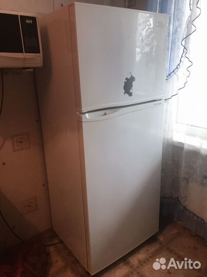 Холодильник б/у