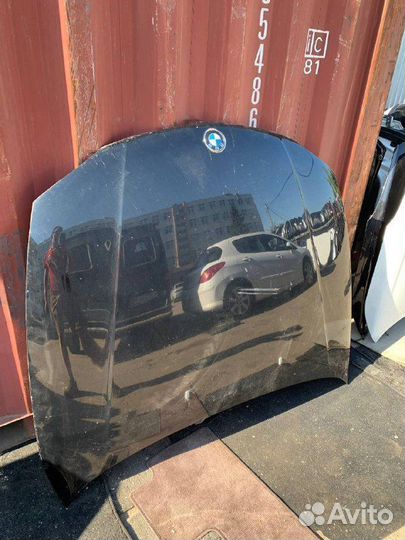 Капот BMW 1-series E87 бмв 1 серии Е87
