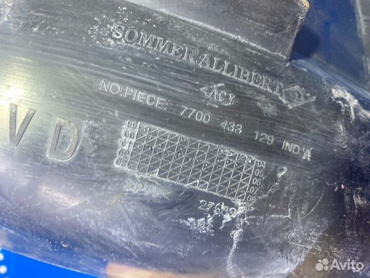 Подкрылок Renault Clio седан K4JA712 2001