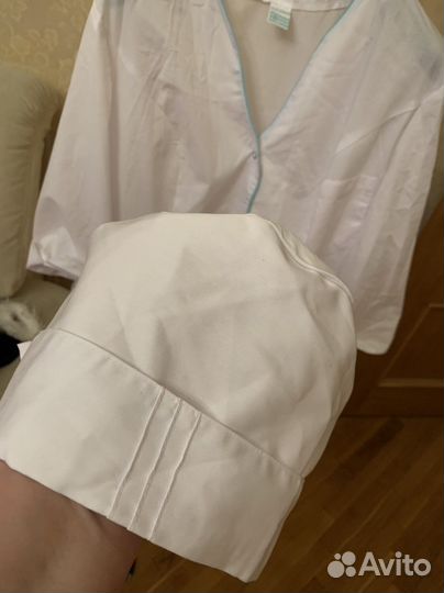 Белый медицинский халат