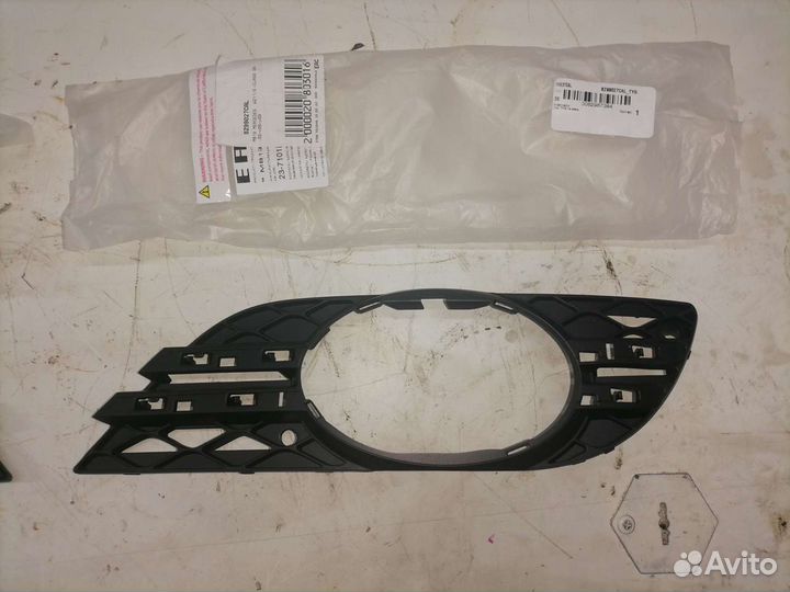 Решетка в бампер Mercedes w211