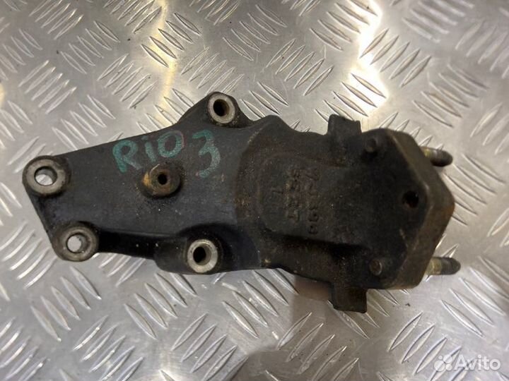 Кронштейн двс Kia Rio 3