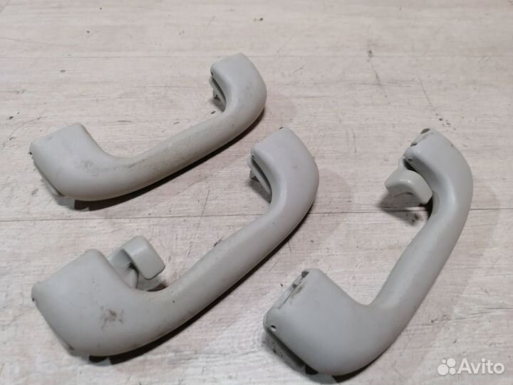 Ручка потолка передняя задняя Chevrolet Cobalt