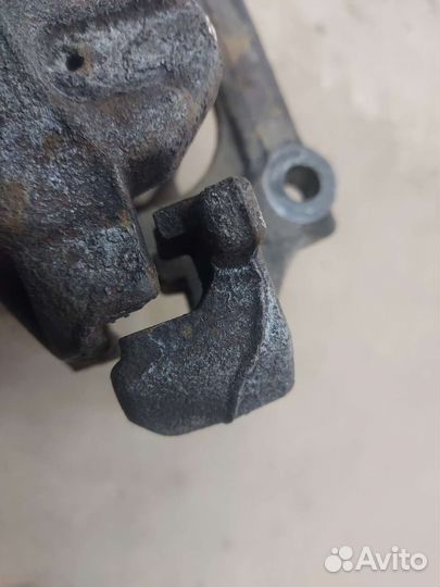 Суппортa передние Volkswagen