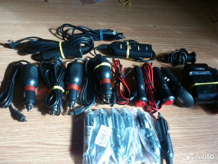 Штекера для автопринадлежностей