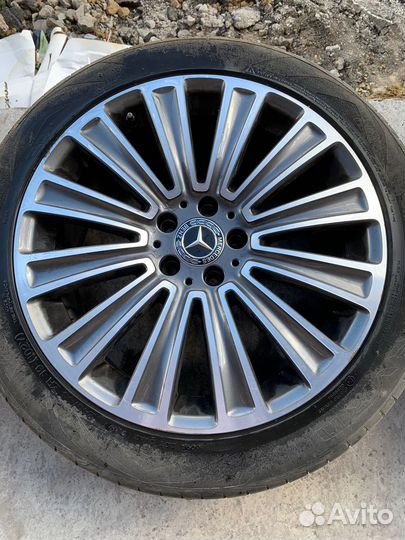 Оригинальные колеса на Mercedes GLC R19