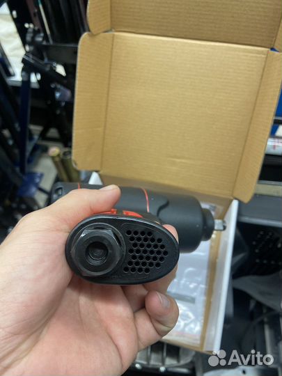 Ударный пневматический гайковерт на 1/2