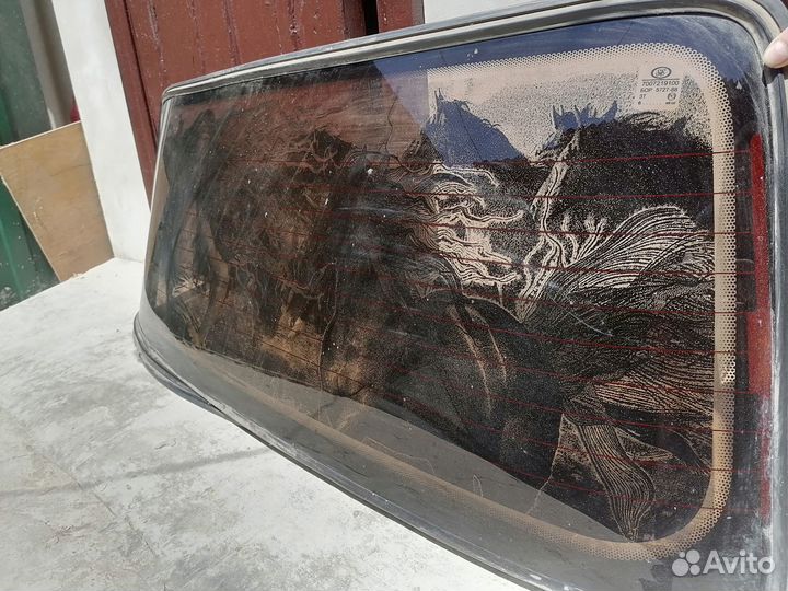Заднее стекло ваз 2107