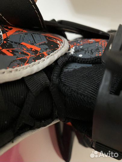 Коньки хоккейные детские