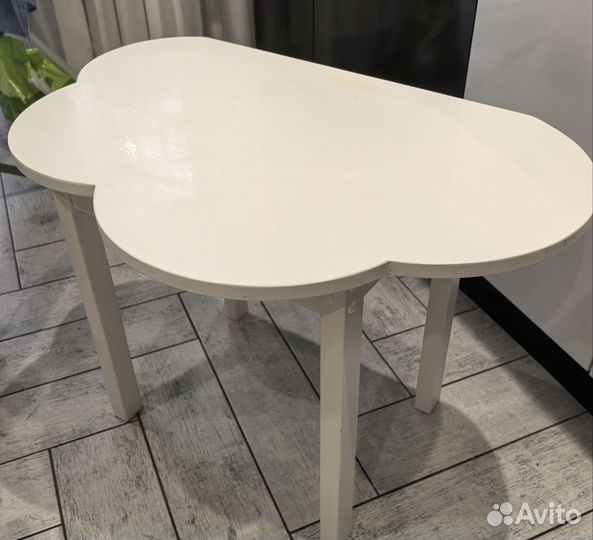 Детский стол и стул