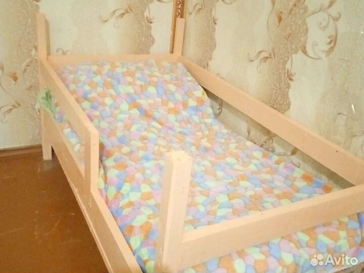 Кроватка