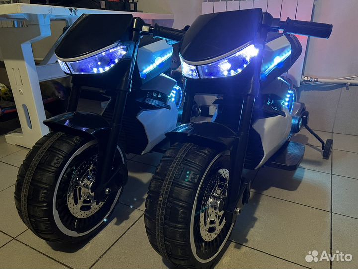 Электромобиль