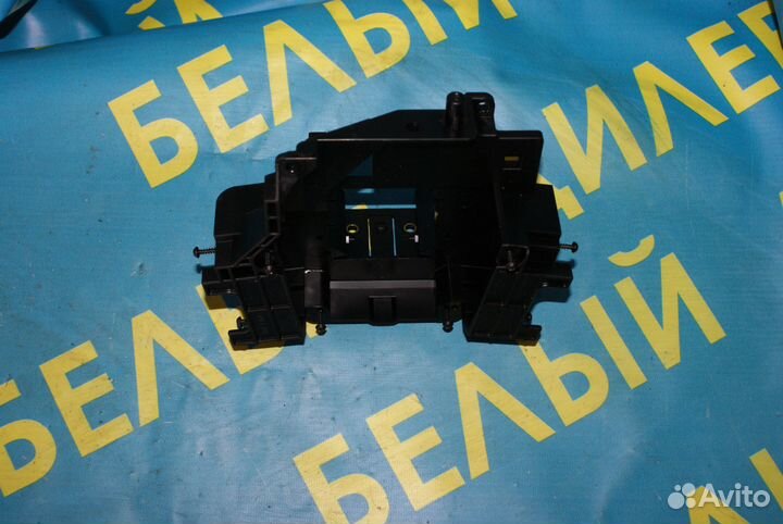 Кронштейн подрулевых переключателей Ford Focus 2