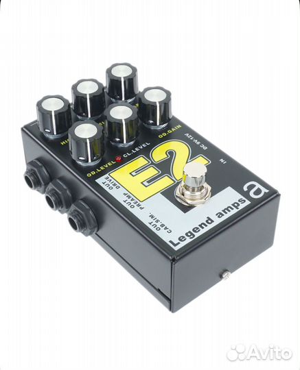 AMT E2 - двухканальный гитарный предусилитель
