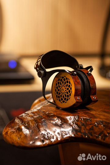 Verum 1 планарные аудиофильские наушники