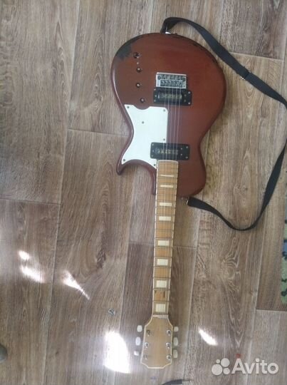 Электрогитара