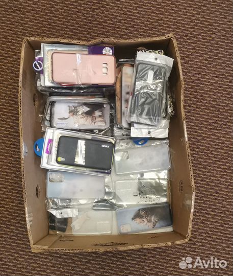 Чехлы на разные модели телефонов. 430 шт