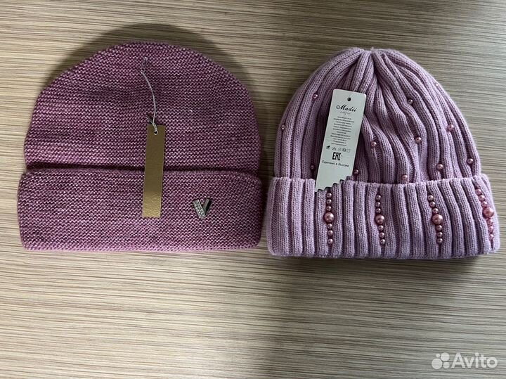 Набор шапок и перчатки