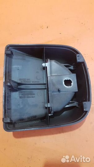 Фонарь стопсигнала на Nissan Almera Classic