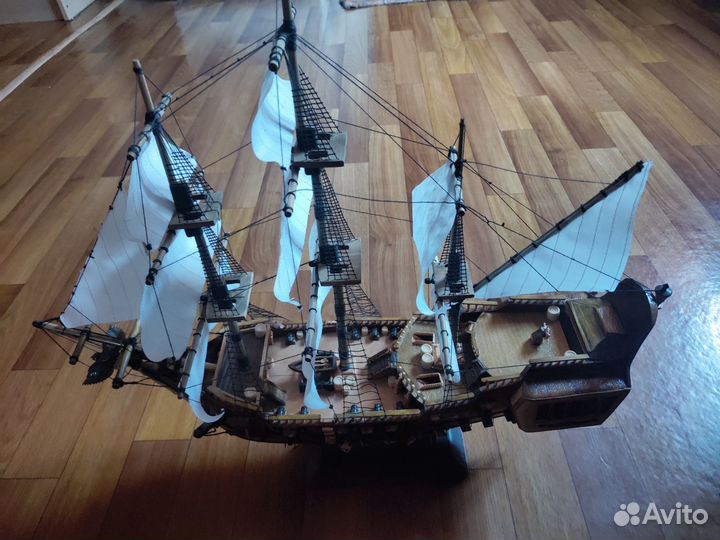Корабль ручной работы