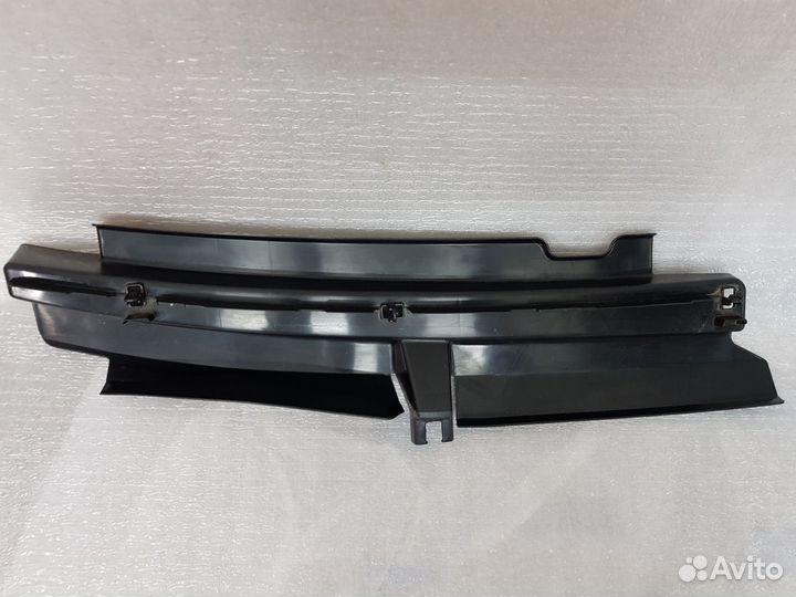 Toyota RAV4 40 45 накладка на жабо