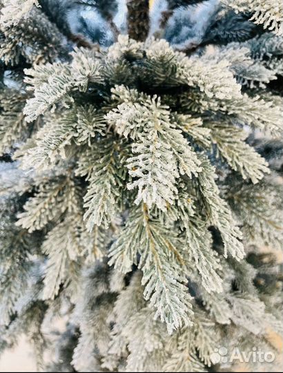 Елка искусственная литая заснеженная, 215 см