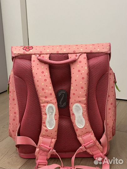 Рюкзак Hellow Kitty с ортопедической спиной